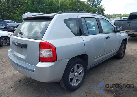 2008 Jeep Compass Sport из США, поврежденный, VIN 1J8FT47098D676782